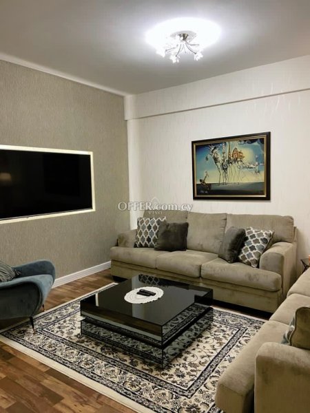 FOUR BEDROOM HOUSE FOR SALE  WITH  PRIVATE SWIMMING POOL - 6