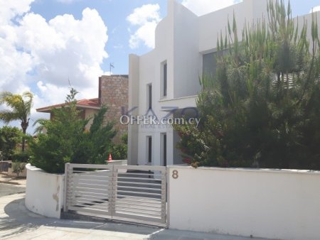 Five Bedroom Detached House for Sale in Panthea - 3