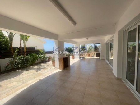 Luxury Four Bedroom Detached House in Panthea area - 8