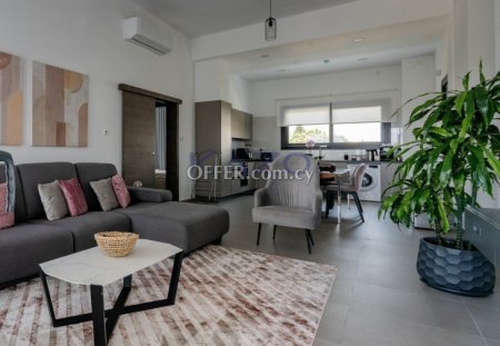 Luxurious Two Bedroom Resale Apartment in Germasoyeia Tourist Area - 6