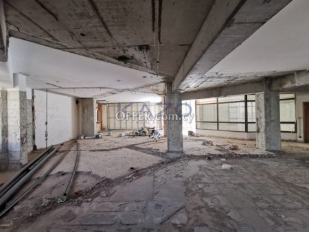 Top Floor Office Space for Sale in Agia Zoni Area - 3