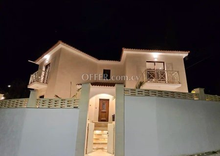 House (Detached) in Agios Tychonas, Limassol for Sale