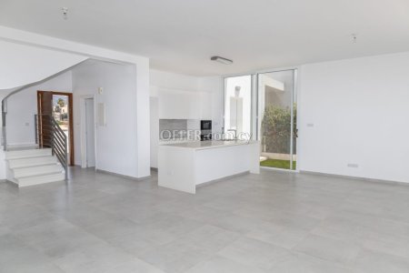 3 bed house for sale in Coral Bay Pafos - 3