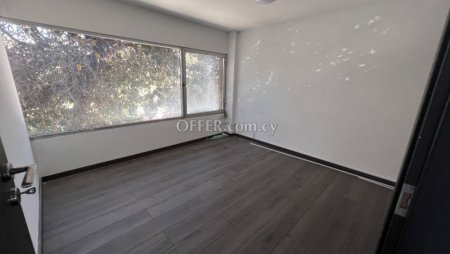 Shop for sale in Ag. Antonios, Nicosia - 4