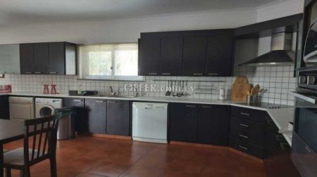 For Rent €1,000 Apartment 3 bedrooms Agios Dometios Nicosia