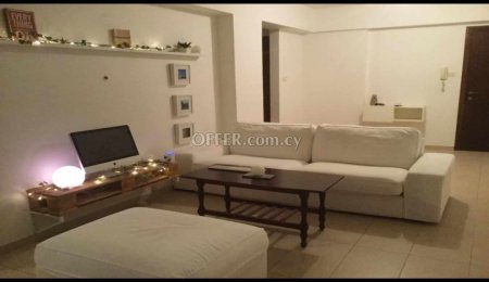 For Sale €185,000 Apartment 2 bedrooms Larnaka (Center), Larnaca Larnaca