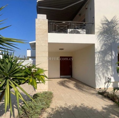 For Rent €1,200 Apartment 3 bedrooms Egkomi Nicosia