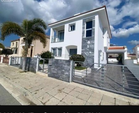 For Sale €360,000 House 3 bedrooms Pyla Larnaca