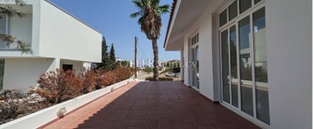 For Sale €395,000 House 3 bedrooms Egkomi Nicosia - 5