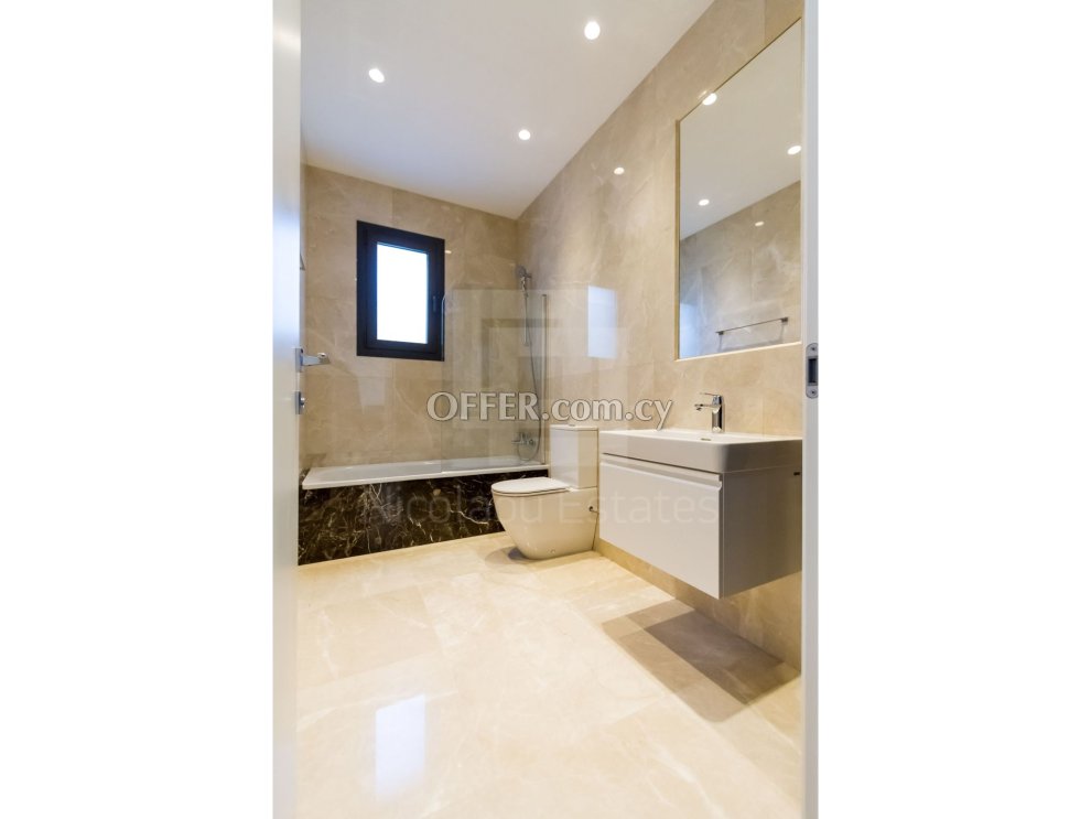 Luxury three bedroom resale apartment in Potamos Germasogeia area - 10