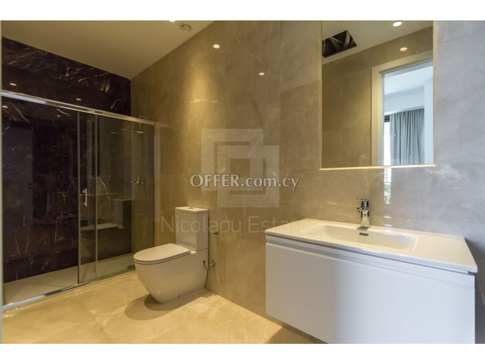 Luxury three bedroom resale apartment in Potamos Germasogeia area - 6