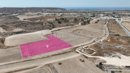 Share of Residential field in Pyla Larnaca - 4