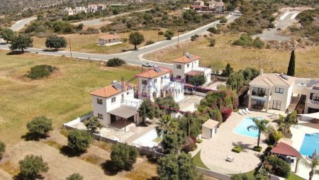 Two-Storey House, Secret Valley Resort Area, Paphos - 11