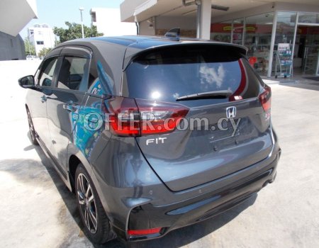 2023 Honda FIT 1.5L Hybrid Automatic Hatchback - 6