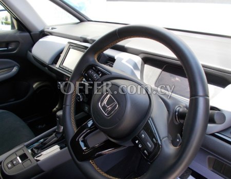 2023 Honda FIT 1.5L Hybrid Automatic Hatchback - 4