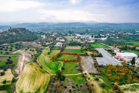 Residential field in Pera, Nicosia - 4