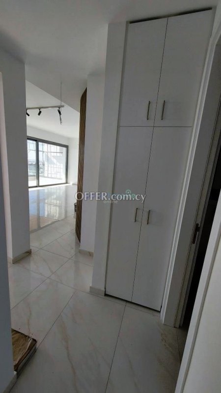2 Bedroom Apartment For Rent Limassol - 11