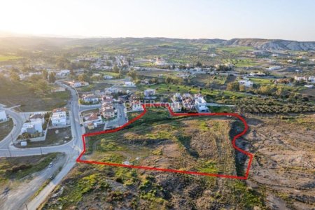 Shared residential field in Analiontas, Nicosia - 4