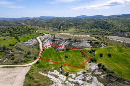 Residential field in Kampia, Nicosia - 5