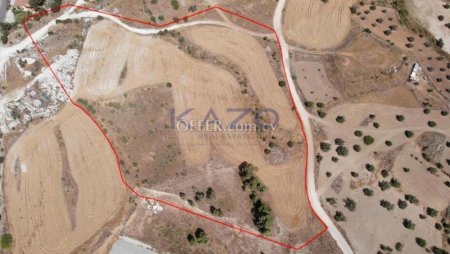 Shared residential field in Analiontas, Nicosia - 2