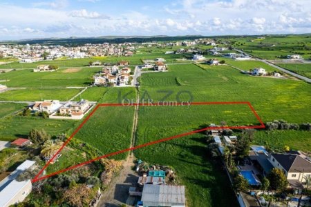 Shared residential field in Athienou, Larnaca - 3
