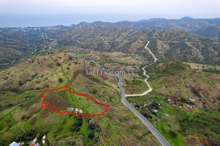Shared residential field in Pano Pyrgos, Nicosia - 2