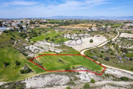Residential field in Kampia, Nicosia - 3