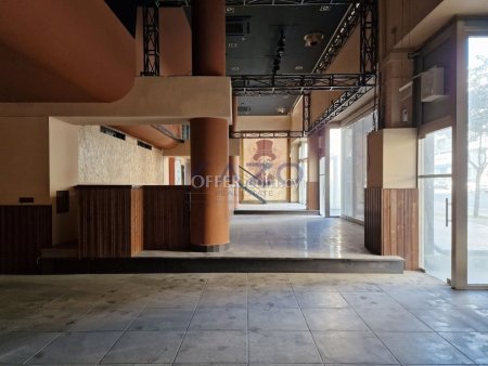 Former Café-Bar-Restaurant in Prime Central Location - 5