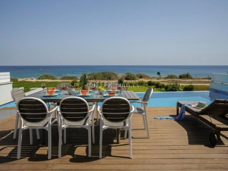 Sea Front Villa in Ayia Triada - 9