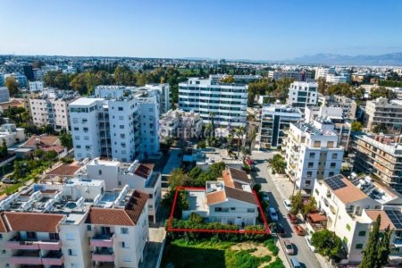 Two houses in Strovolos, Nicosia - 4