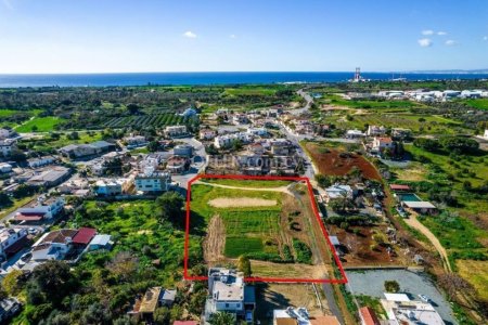 Shared residential field in Ormideia, Larnaca - 3