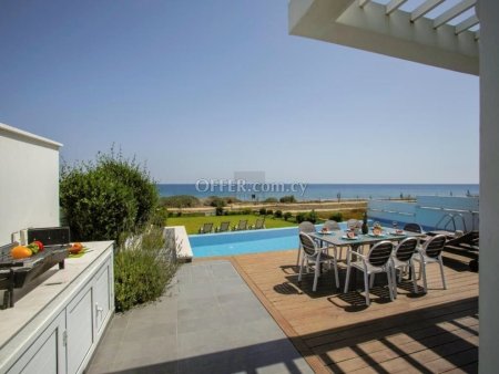 Sea Front Villa in Ayia Triada - 15