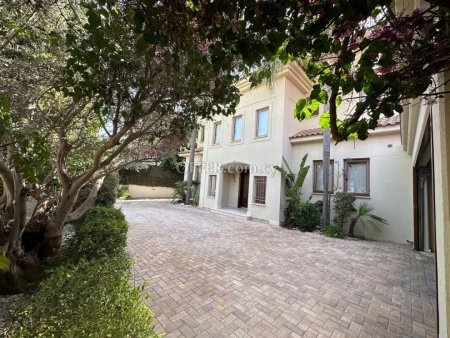 4 Bed Detached Villa for sale in Kalogyros, Limassol - 6