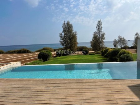 Sea Front Villa in Ayia Triada - 12