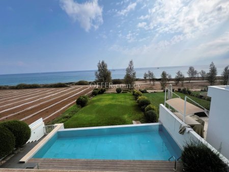Sea Front Villa in Ayia Triada - 11