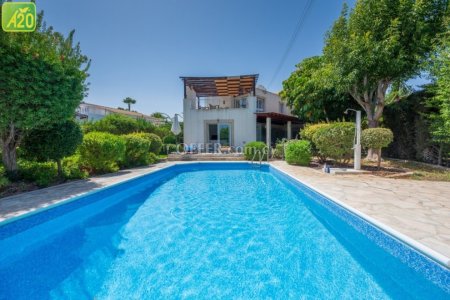 Detached Villa in Neo Chorio - 2