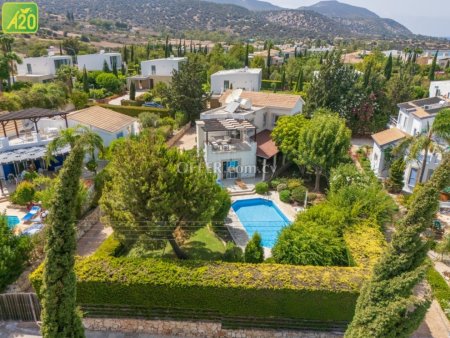 Detached Villa in Neo Chorio - 9