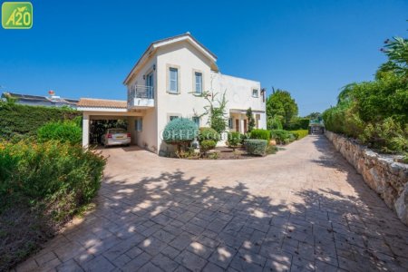 Detached Villa in Neo Chorio - 8