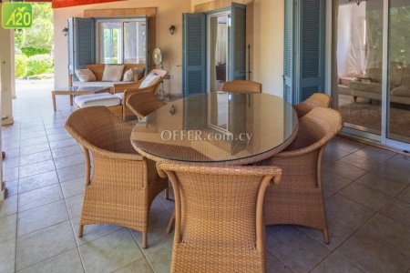 Detached Villa in Neo Chorio - 6