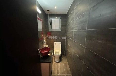Apartment (Penthouse) in Columbia, Limassol for Sale