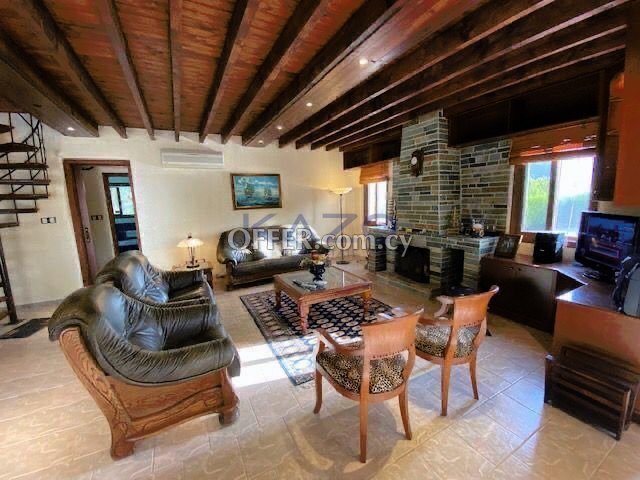 Country House for Sale in Pissouri, Limassol - 9