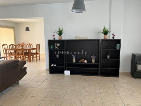 5 Bed Apartment for rent in Pyrgos - Tourist Area, Limassol - 9