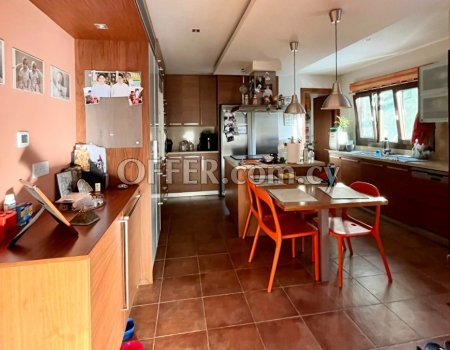 ⚠️ ⚠️ High yield investment opportunity in a whole building of 2 houses ⚠️⚠️1079 - 9
