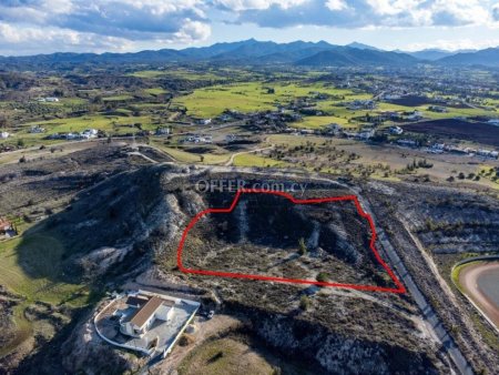 Shared residential field in Arediou, Nicosia - 3