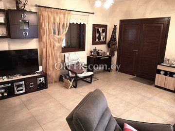 4 Bedroom Detached House With Private Pool  In Strovolos, Nicosia - 7