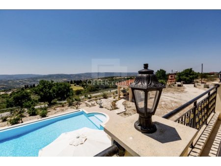 4 Bedroom Villa with a Private Swimming Pool in Drinia Paphos - 9