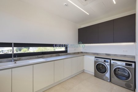 4 Bedroom Detached House For Sale Limassol - 8