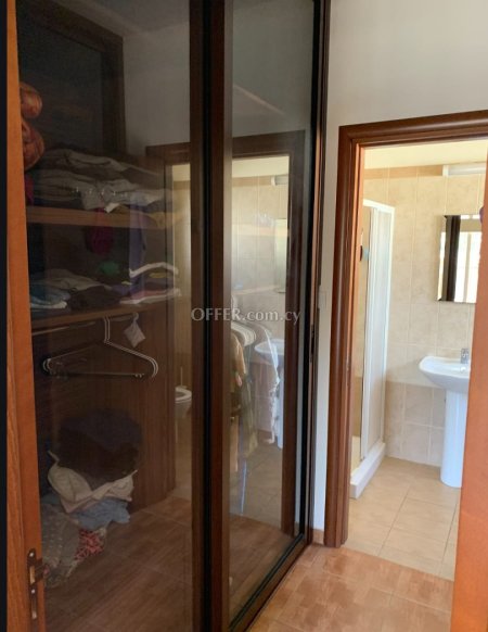 House (Semi detached) in Agia Fyla, Limassol for Sale - 3