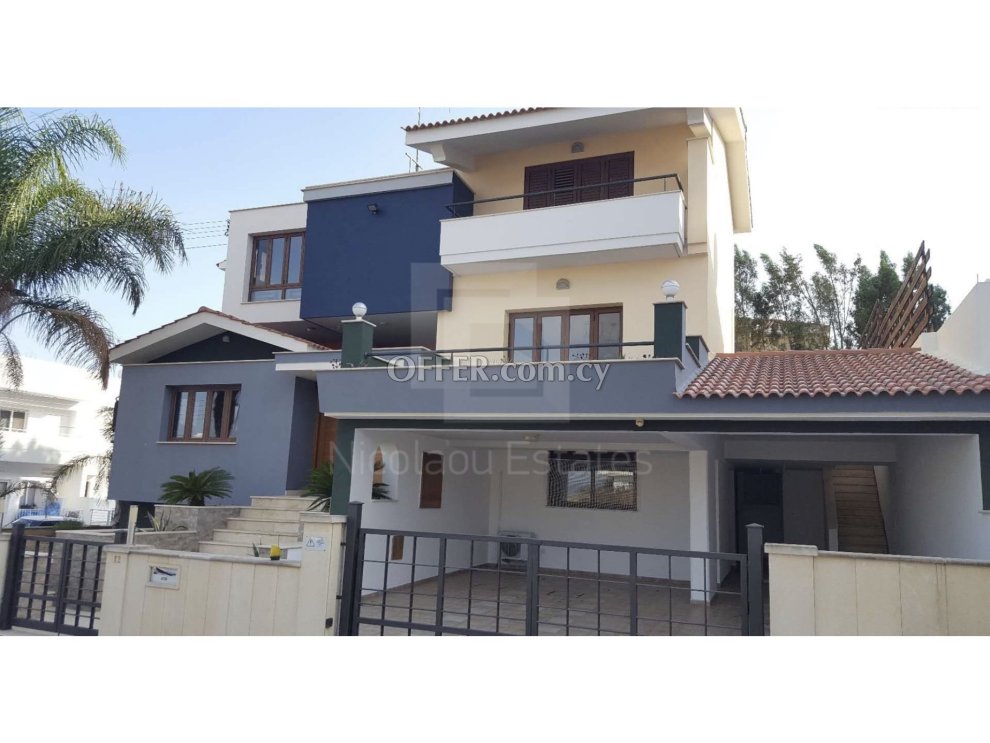 Luxury Four bedroom villa with private swimming pool in Engomi Makedonitissa - 8