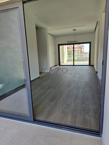 Brand new 3-bedroom apartment with roof garden for Sale in Papas Area, Limassol - 11